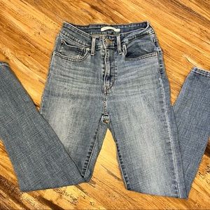 Levi’s high rise skinny jeans